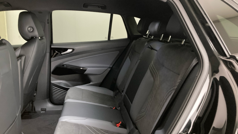 Volkswagen ID.4 210kW Match Pro 77kWh 5dr Auto Electric Estate